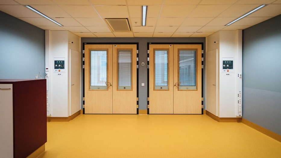 View from corridor over intensive care room – Photographer Kristoffer Marchi View from corridor over intensive care room – Photographer Kristoffer Marchi