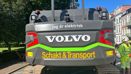 Grävmaskinen är en Volvo EC230 Electric, som väger 25 ton och har en batterikapacitet på 264 kWh.